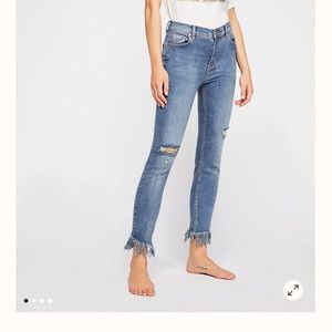 Free People Great Heights Frayed Skinny Jeans